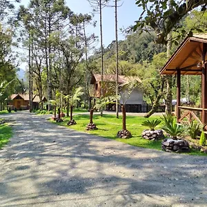 pousada-caminhos-da-natureza.santa-catarina-brasil.com/